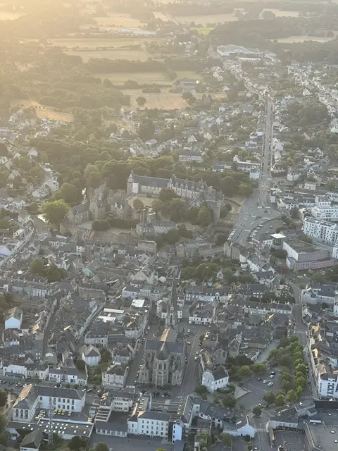 Photo 3 du vol en montgolfière du 14 juillet 2026 au départ de Carrière des Fusillés