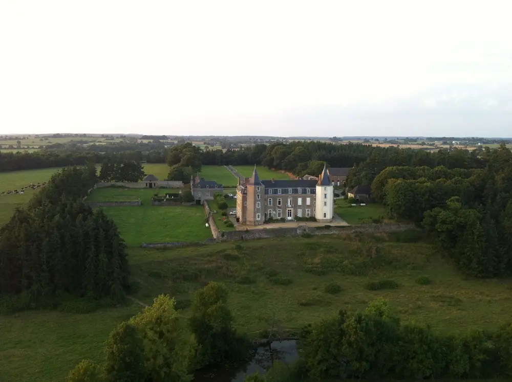 Photo 1 du vol en montgolfière du 8 août 2013 au départ de Saffré