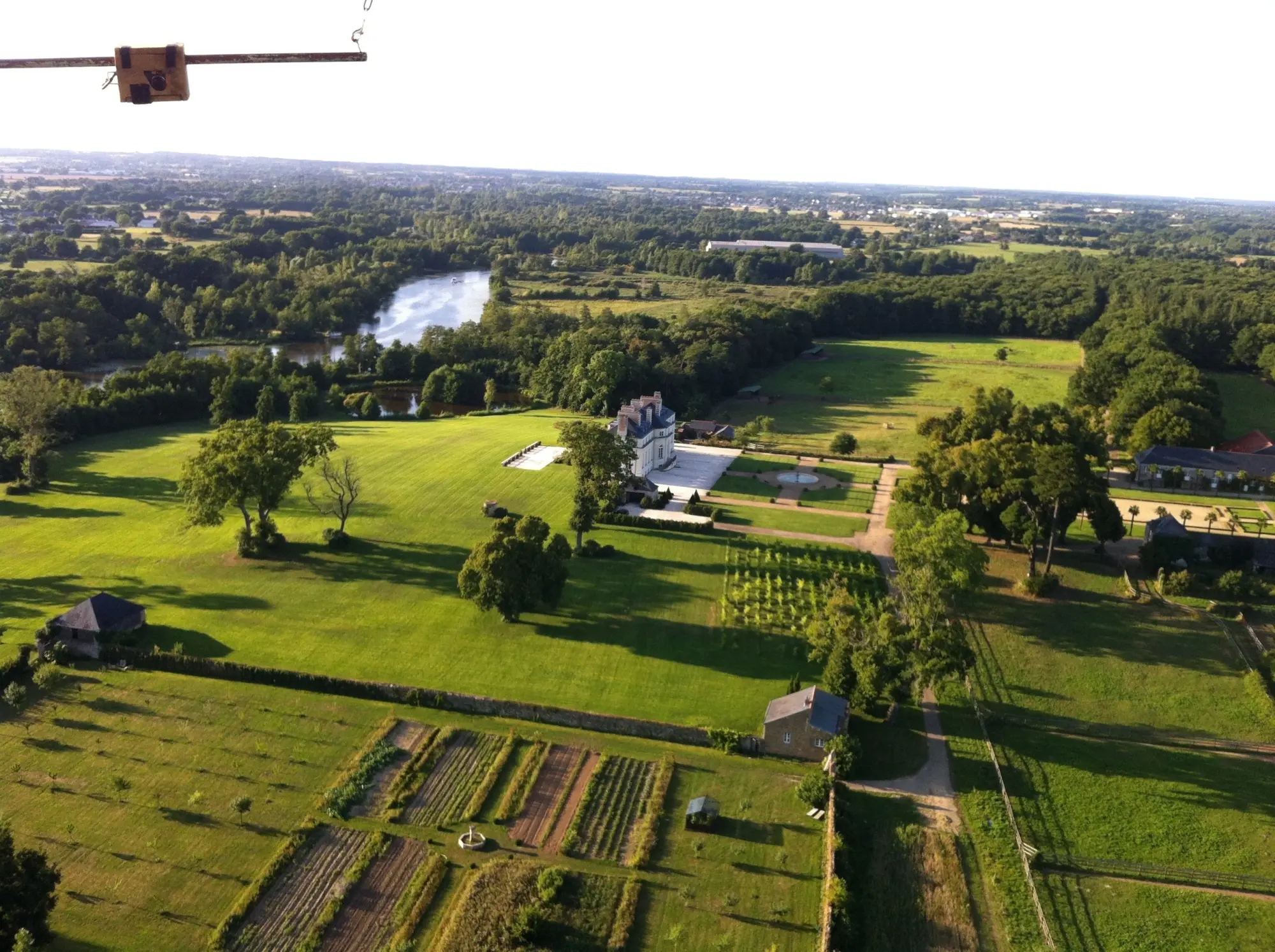 Photo 4 du vol en montgolfière du 10 août 2013 au départ de Nort Sur Erdre