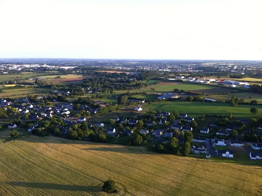 Vol en montgolfière vers Grand Auverné, juin 2014