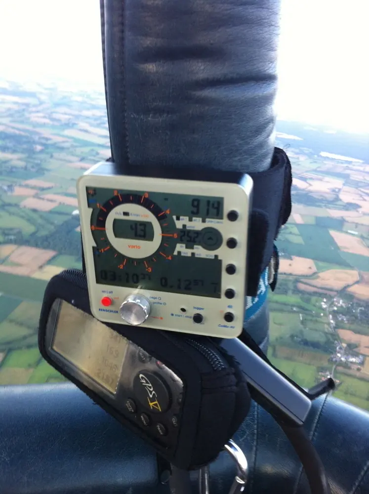 Photo 2 du vol en montgolfière du 19 juillet 2014 au départ de Châteaubriant
