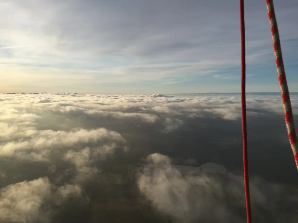 Photo 2 du vol en montgolfière du 30 mai 2015 au départ de Châteaubriant