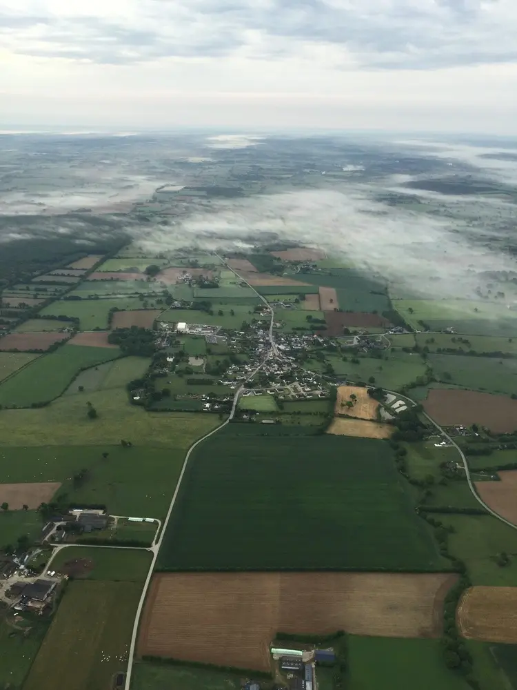 Photo 1 du vol en montgolfière du 21 mai 2016 au départ de Châteaubriant