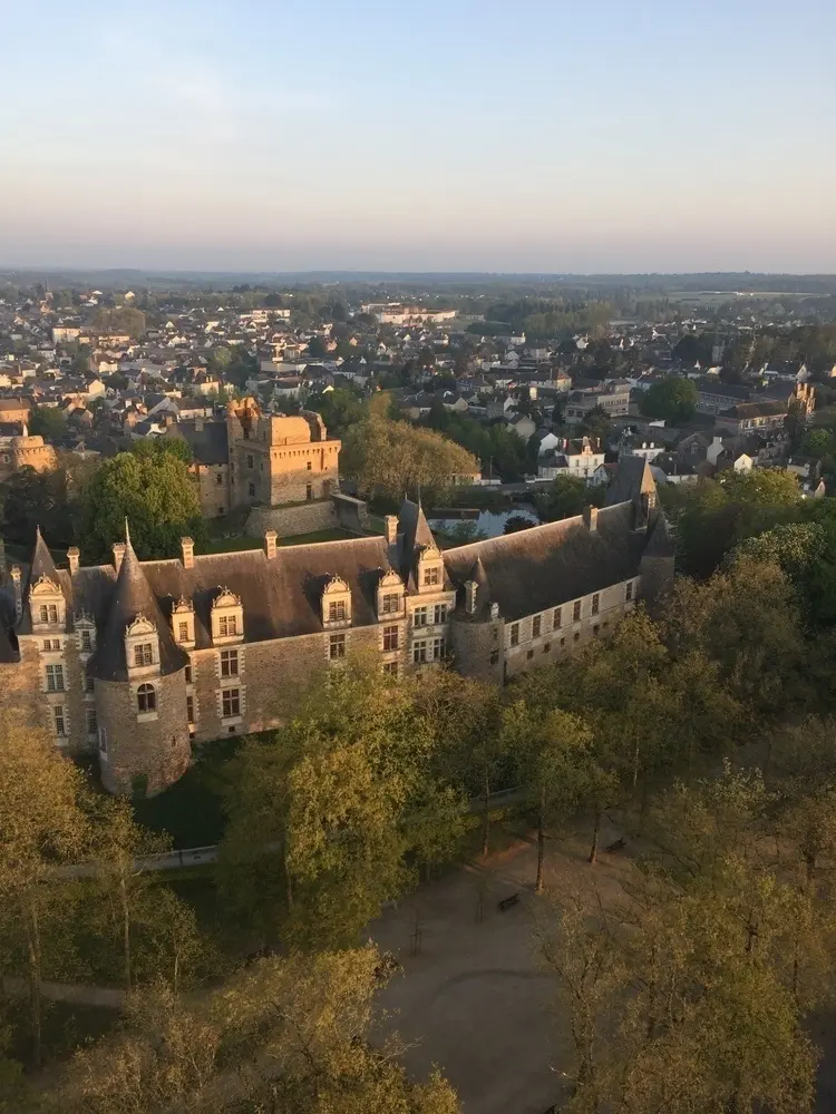 Photo 3 du vol en montgolfière du 23 avril 2017 au départ de Châteaubriant