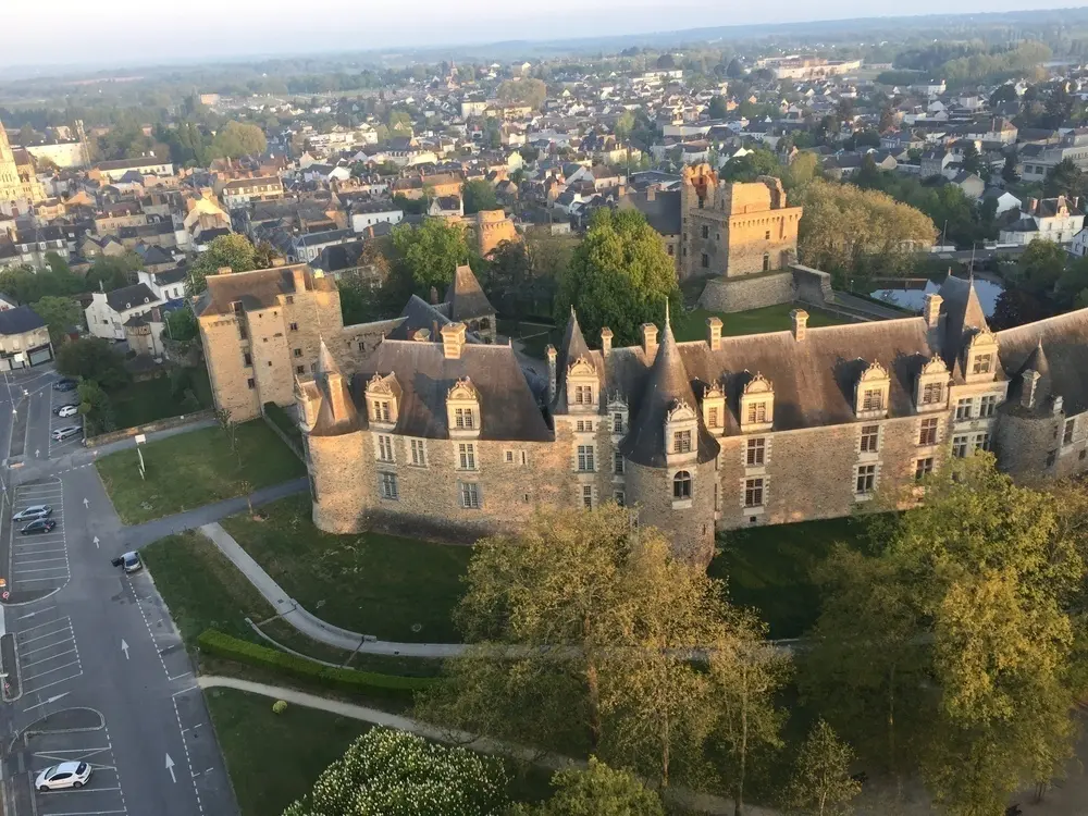 Photo 5 du vol en montgolfière du 23 avril 2017 au départ de Châteaubriant