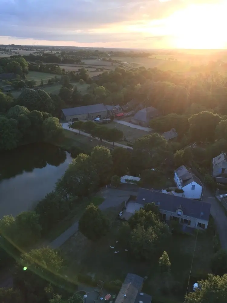 Photo 2 du vol en montgolfière du 5 août 2017 au départ de Châteaubriant