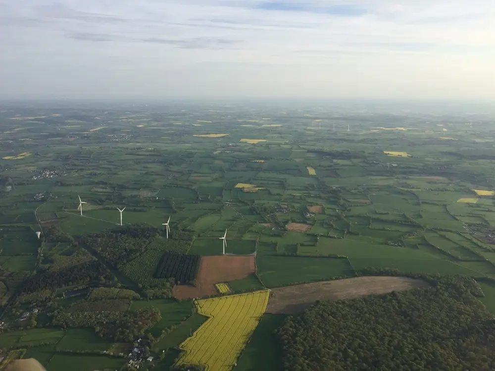 Vol en montgolfière vers Saulnières, avril 2018