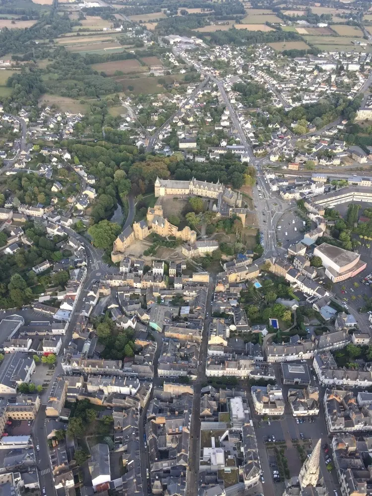 Photo 2 du vol en montgolfière du 8 septembre 2018 au départ de Châteaubriant